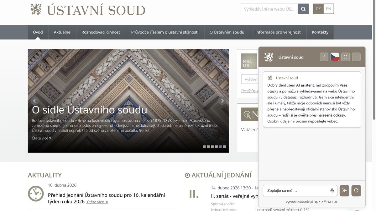 Chatbot provede záludnostmi webu Ústavního soudu i laiky